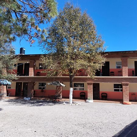 Hotel Hacienda Las Barrancas Del Cobre Areponapuchi Exterior photo