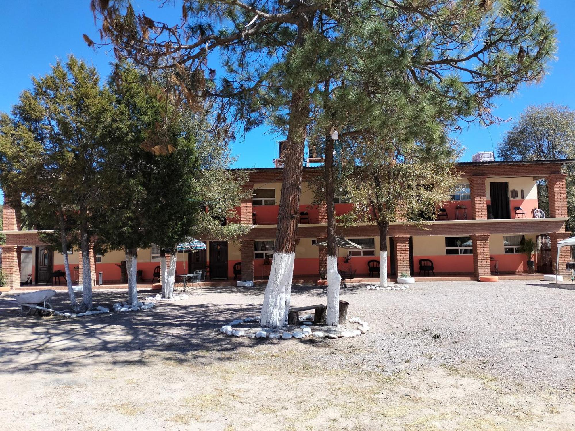 Hotel Hacienda Las Barrancas Del Cobre Areponapuchi Exterior photo